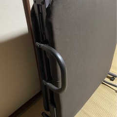 折りたたみベッド　シングルベッド　キャスター付きの画像