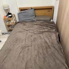 ニトリベッドとメトリスの画像