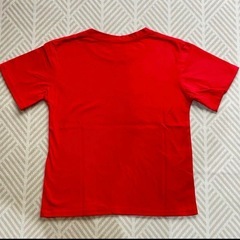 キッズTシャツ　140cm 新品未使用　赤　クマ柄の画像