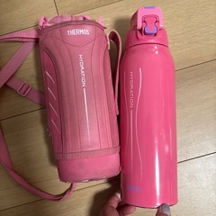 THERMOS 水筒の画像