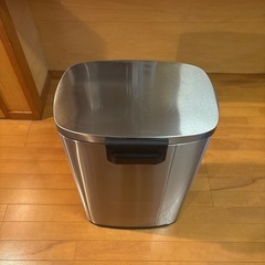 45L 50L 袋対応 ゴミ箱 大容量 ダストボックス [ゆっくり閉まって静音] ふた付き ペダル式 [ お手入れ簡単 洗える ] インナーボックス付 [臭い漏れを防ぐ 2層構造 ] の画像
