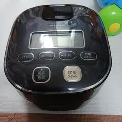 SHARP　炊飯器3合炊きの画像