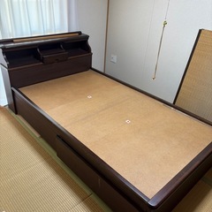 配達可能　セミダブルペット　引出しあり　畳板２枚　敷布団敷きパットつきの画像