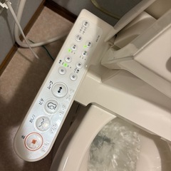 東芝 温水洗浄便座 SCS-T160 アイボリー TOSHIBAの画像