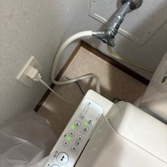東芝 温水洗浄便座 SCS-T160 アイボリー TOSHIBAの画像