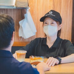 ベビーフェイスプラネッツの店長候補◆未経験から月給26万円以上／インセン／賞与年2回／完全週休2日制の画像