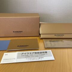 Burberry　バーバリー サングラス　レディース　【BE3136D/110913】の画像