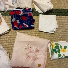 着物　はぎれ　ハンカチ　裁縫　手芸の画像