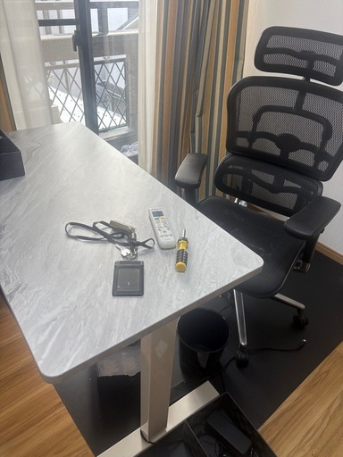 【期間限定】オフィスチェアとデスク（どちらかもOK）