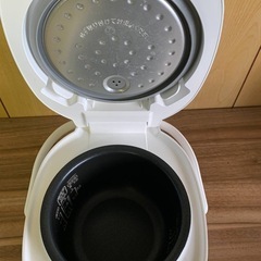 ✅アイリスオーヤマジャー炊飯器✅ ✅RC-MD30-W✅の画像