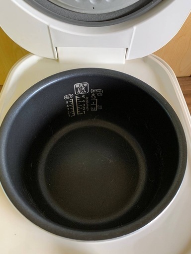 ✅アイリスオーヤマジャー炊飯器✅ ✅KS-RC21M10-W✅