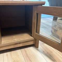 テレビ台の画像