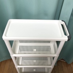 【週末希望】キッチンワゴン　棚　キャスター　ホワイト　中古の画像