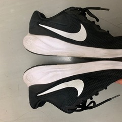 ナイキ　レボリューション 7 ワイド FB8501 28.5の画像