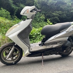 修理ベース　シグナスX2型の画像