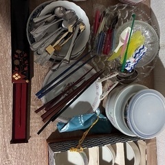 食器類　箸　スプーン　フォーク　タッパーなどの画像