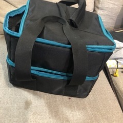 マキタ 純正2口充電器　18V 6A 2個　オマケ付きの画像