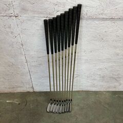 【SANKEI】サンケイ SP530 アイアンセット 3.4.5.6.7.8.9.P.S 右利き メンズ ゴルフクラブ 中古 アイアン カーボンシャフト フレックスR Y1925の画像