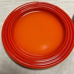 LE CREUSET 22cm 皿の画像