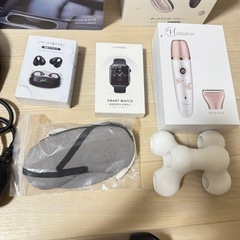 スーツケース、ハンディ掃除機、色々の画像