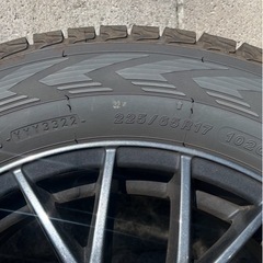 スタッドレスタイヤ ホイール4本セット　225/65R17の画像