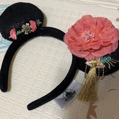 海外と日本のミニーちゃんのカチューシャの画像