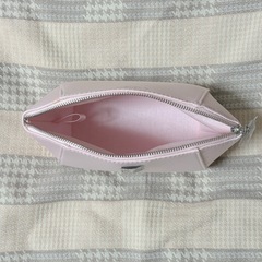 GIVENCHY ポーチの画像