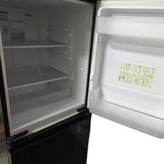 SHARPツードア冷蔵庫2015年製の画像