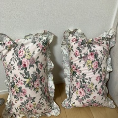無料☆ 枕　２つの画像
