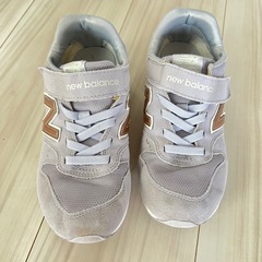 New balance スニーカー　22cmの画像