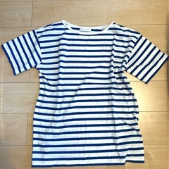 おしゃれTシャツ4枚まとめ売りの画像