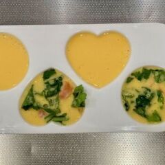 ダイソー「電子レンジ調理器オムレツ」未使用品です。の画像