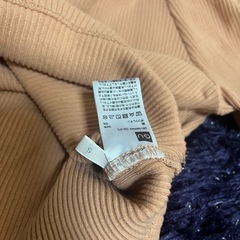 ショート丈トップスの画像