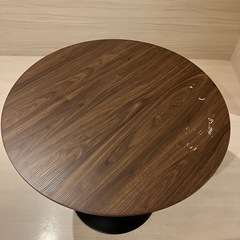 カフェ　テーブルの画像