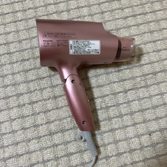 ドライヤーの画像