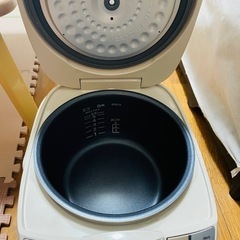 炊飯器の画像