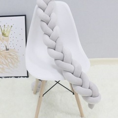 ベビー用品　寝返り防止クッションの画像