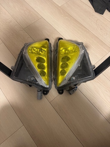 50プリウス前期純正フォグランプ