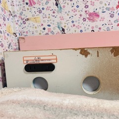 ベッドフレームのみピンクフレームの画像