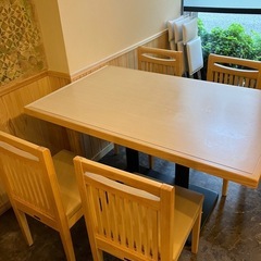 　木目調　和モダン　テーブル　の画像