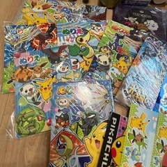 ポケモン キャラクターグッズ セット　コレクション　30点以上… ぬいぐるみ ポケットモンスター　塗り絵　シールなど… まとめ売りの画像