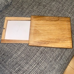 【天然木使用】シンプルでおしゃれな木製名刺入れの画像