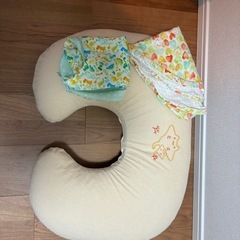 9. 授乳枕
の画像