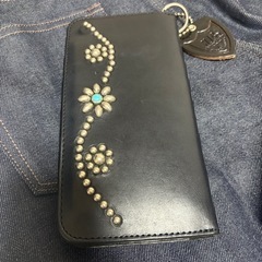 HTC トラッカーウォレット　長財布
の画像