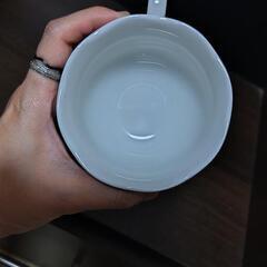 フルーツ柄ティーカップの画像