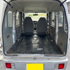 スズキエブリイ　ナビ付き　切り替え4WD 分割可能の画像
