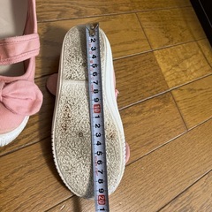 女の子　リボンのパンプス　20cmの画像