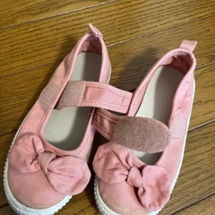 女の子　リボンのパンプス　20cmの画像