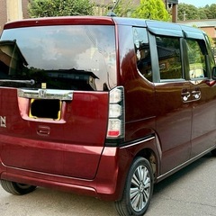 ホンダ N-BOX  🔘 型式：GF1 🔘 年式：2014年式 🔘 走行距離：208,952km 🔘 車検：2027年11月7日 🔘 ナビゲーション 🔘 電動両開きスライドドア 🔘 Bluetooth、TV 🔘 シートヒーター 🔘 アイドリングストップ 🔘 エアコン 🔘 バックカメラ 🔘 CYBAシステム 🔘 エアバッグ 🔘 電動ミラー 🔘 電動シャッター 🔘 アルミホイール 🔘 詳細はお問い合わせくださいの画像