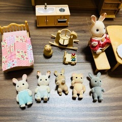 シルバニアファミリー　家具•電車セットの画像